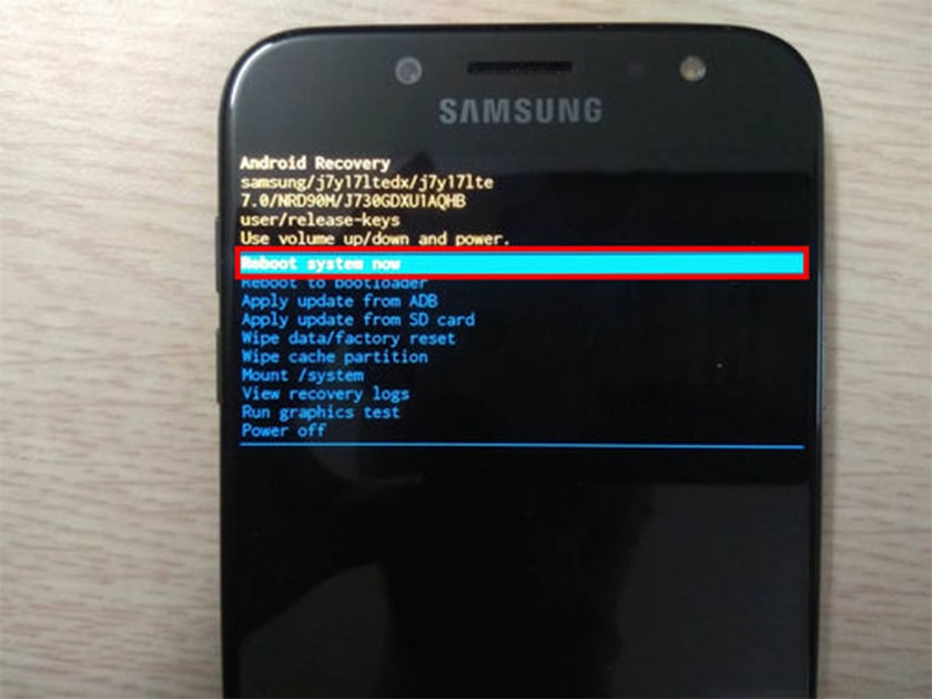 Cách khắc phục điện thoại Samsung bị treo