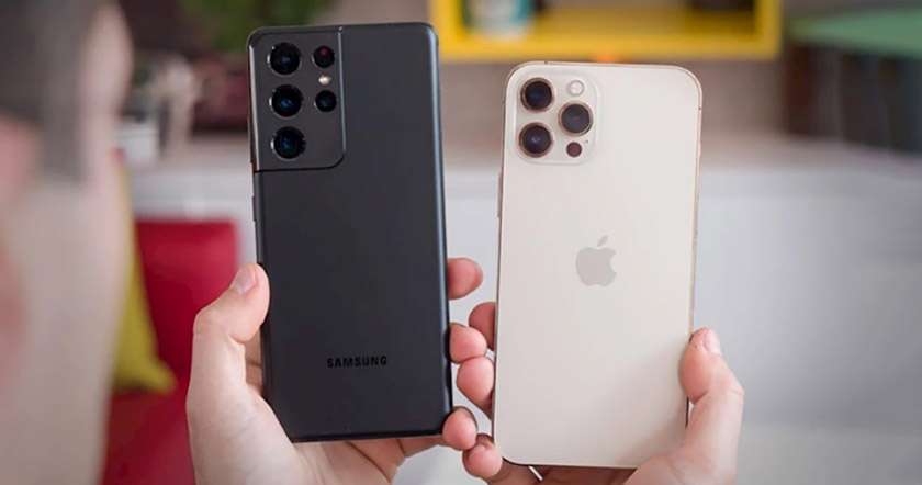 Samsung Galaxy S22 Ultra và iPhone 13 Pro Max: Chọn máy nào?
