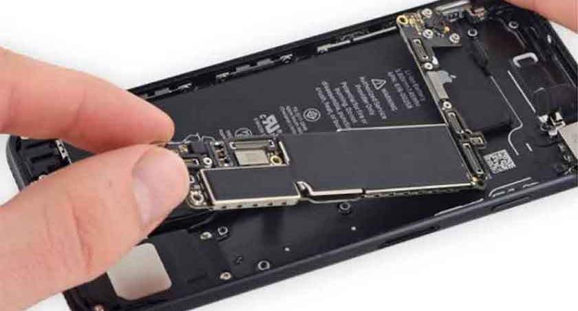 iPhone 7 rơi rớt mạnh bị hư main – địa điểm sửa uy tín