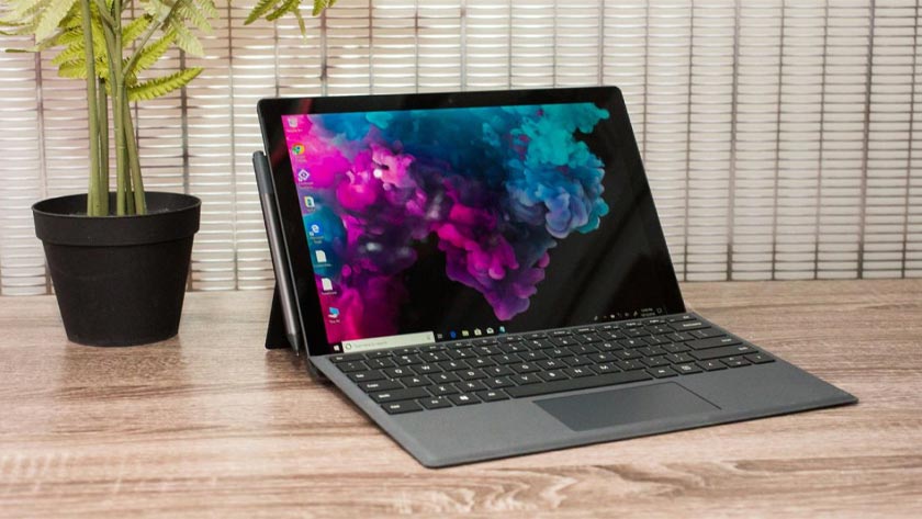 vì sao cần phải thay màn hình laptop Surface?