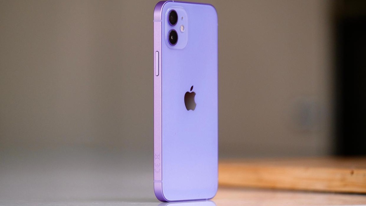 So sánh iPhone 11 Pro với iPhone 12