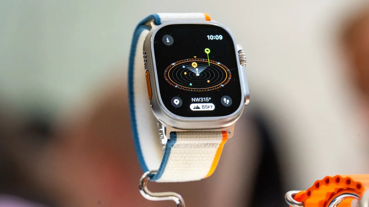 Apple Watch Ultra 2 giá bao nhiêu tiền